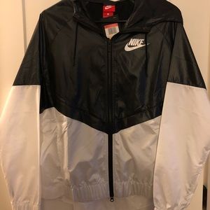 Nike Windbreaker Jacket